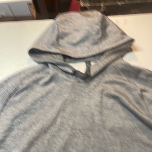 Men’s lululemon long sleeve pullover size XL gray